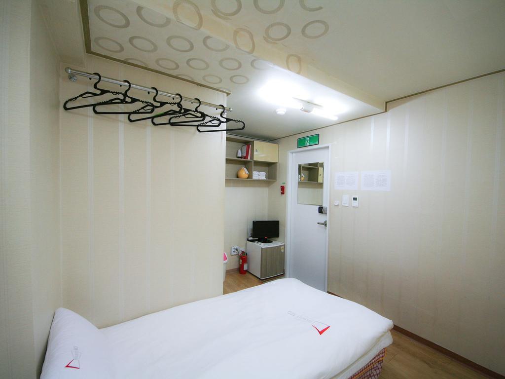首爾 明洞旅馆酒店 客房 照片